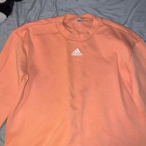 ✨Adidas Women's Crewneck✨